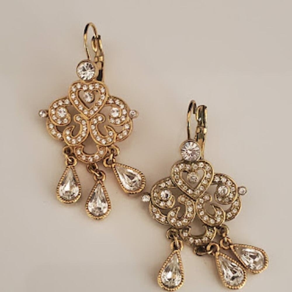 Joan Rivers Gold Tone Crystal Rhinestone Teardrop Chandelier Earrings Leverback - Picture 3 of 4